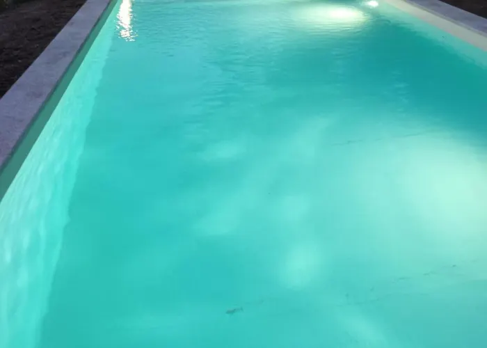 Casa De Ferrapilhe * Paranhos (Amares)